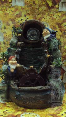 The decorative fountain table 