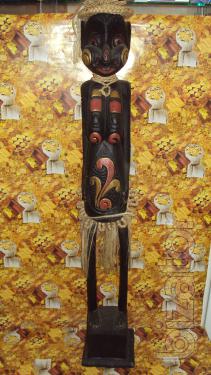 Figurine wooden Maori 