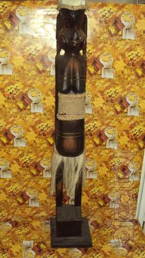 Figurine wooden Maori 