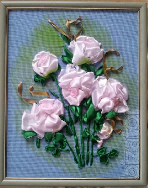 Pictures embroidered with ribbons. Available and under the order. 