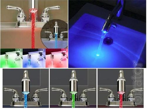 Led shower head faucet with temperature sensor 