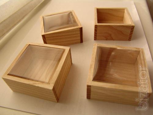 Wooden gift box. With delivery across Ukraine. 