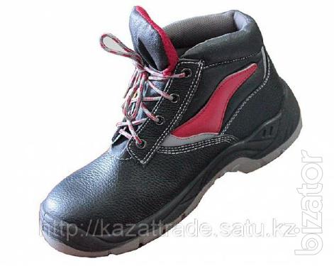 Work shoes and safety shoes, overalls from the manufacturer 