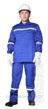 Work shoes and safety shoes, overalls from the manufacturer 