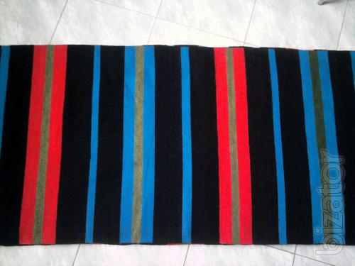 Sell woven rugs made of natural wool in the Ukrainian style!! 