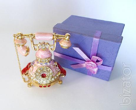 Decorative box-figurine phone 