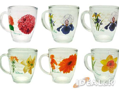 Tableware made of glass. Cups, mugs, tea sets, wine glasses made of glass. 
