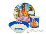 A set of children's tableware. Inexpensively.