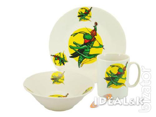 A set of children's tableware. Inexpensively. 