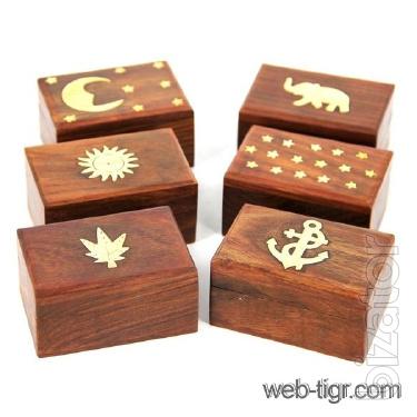 Set of 6 wooden boxes 