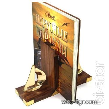 A bookend Sailboat 