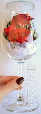 A bouquet of natural rose (GHR/2391) in the glass. 