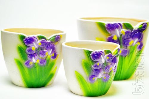 Decorated ceramic pots 