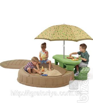 Summer play area with sandpit 