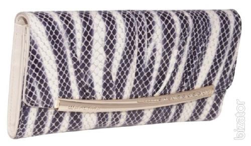 Women's purses and wallets made of genuine leather 