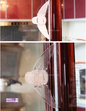 A blocking lock for sliding systems (wardrobe, sliding window) 