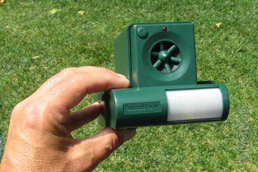 Repeller dogs and cats stationary ultrasonic LS-987S Dogchaser 