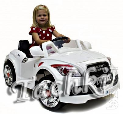 The electric car "Audi" IN 28 AR 