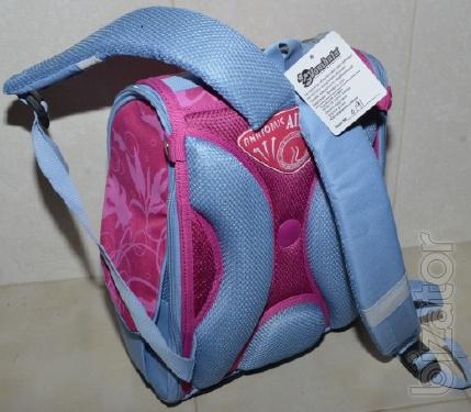 The orthopedic backpack school Vombato (Fish) 