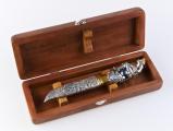 Sell luxury gift knives in a wooden box. 