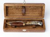 Sell luxury gift knives in a wooden box. 