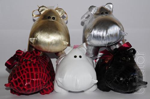 Exclusive leather toys for interiors. Begemotik Bugge. 