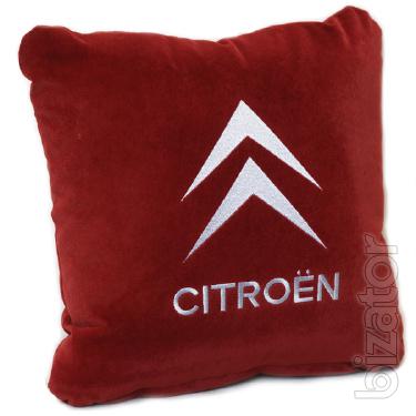 Car pillow (sm) 