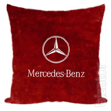 Car pillow (sm) 