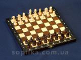 Compact wooden chess set 26 x 26 cm