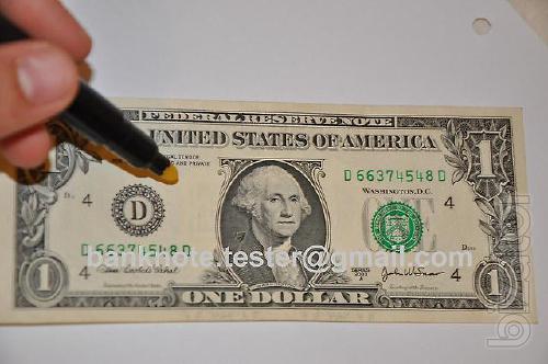 Pencil for authentication money 