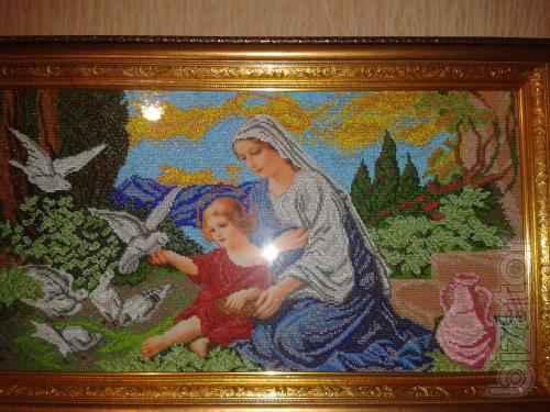 Efficiently and quickly embroider icons and paintings to order. 