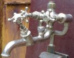 Bath faucet. Offer only for connoisseurs of antiquity! 