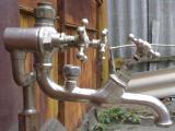 Bath faucet. Offer only for connoisseurs of antiquity! 