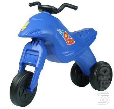 Children's educational bikes for active children 1 to 4 years from the manufacturer. The action is. 