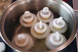 Boiling eggs without shell - Eggies 