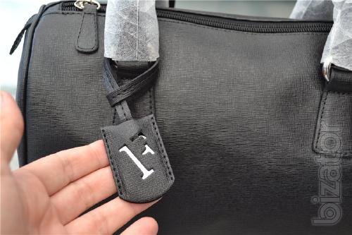 Furla D - Light Bauletto black , original 