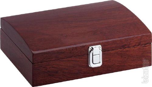 Gift packaging for wine bottles, tea, gifts. 