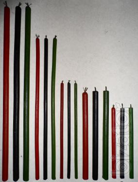 Candle wax ritual = red,black,green. 
