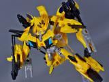 Robot Transformers Beast Hunters Bumblebee 