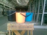 Sell pails, plastic wholesale 