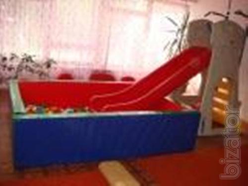 Dry pool "Giant -2,5 - size: 2.5 m x 2.0 m, height 0.6 m ,the thickness of the boards of 0.15 m. - 