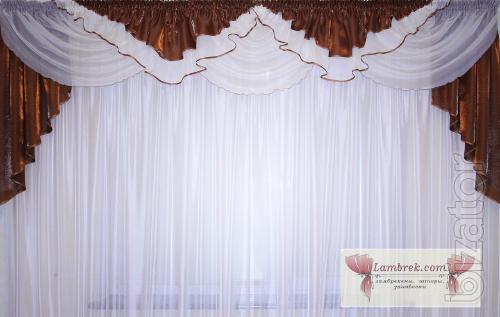 The valances in the kitchen Alberta Deluxe 