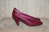 Women's shoes crimson 