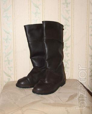 The walking boots brown 