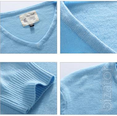 Slim men's sweater V-neck A 