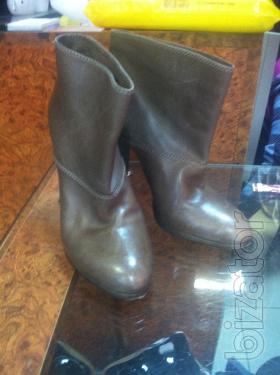 Exclusive Sebastian boots 