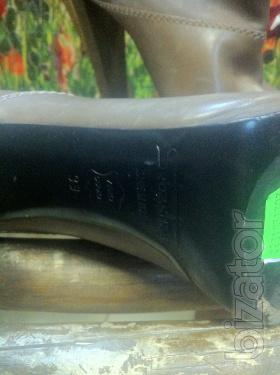 Exclusive Sebastian boots 