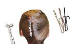 A set of pins Twist n clip