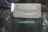 Flash sale on Women's branded handbags.Dior,Chanel,Prada,m & e m & e,Gucci,Lanvin,Luiviton,Alexander Wang,Barbary. 