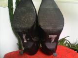 Ankle boots in black with decorative elements 